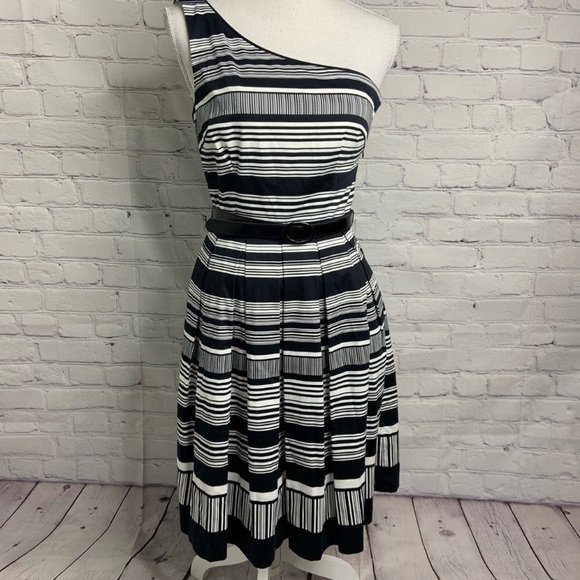 White House Black Market Dresses & Skirts - White House Black Market Dress